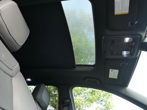 New 2025 Cadillac XT6 Premium Luxury image 27