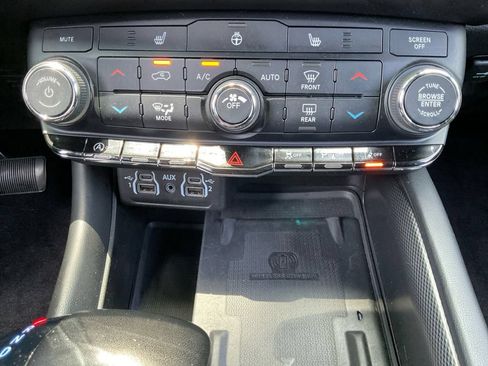 Used 2022 Dodge Durango GT AWD/4WD image 27