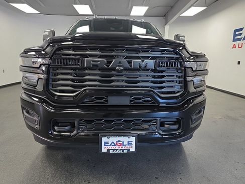 New 2026 RAM 2500 Big Horn AWD/4WD image 4