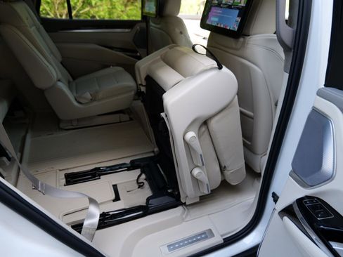 Used 2025 Cadillac Escalade Sport Platinum w/ LPO, Floor Liner Package image 46