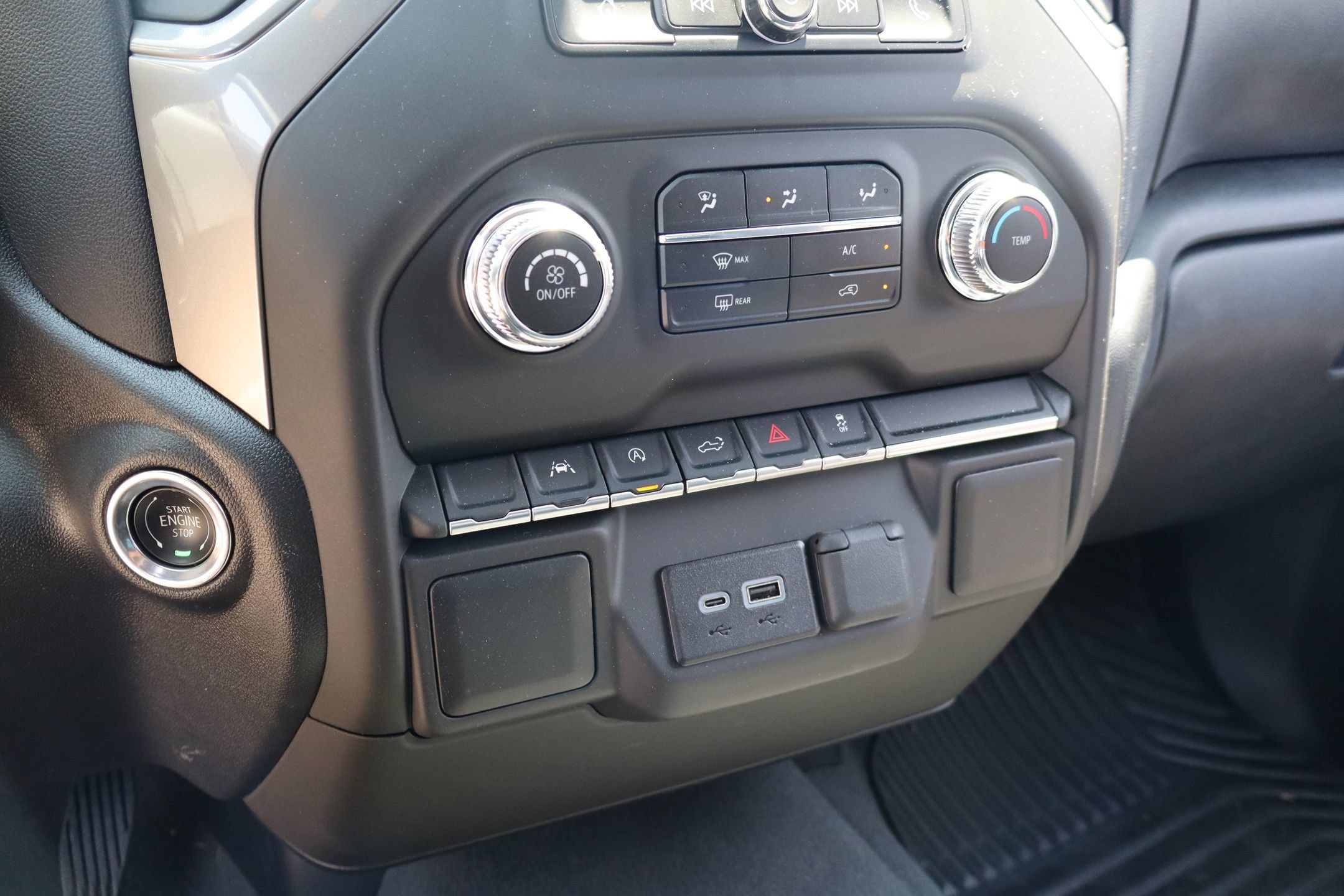 Used 2026 GMC Sierra 1500 Pro w/ Graphite Edition AWD/4WD image 21