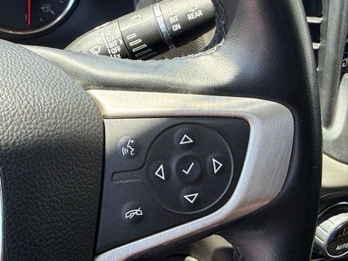 Used 2023 GMC Acadia Denali FWD image 9