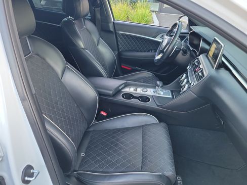 Used 2019 Genesis G70 2.0T Advanced w/ Sport Package RWD image 20