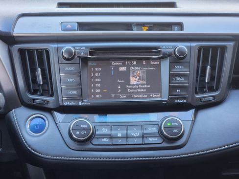 Used 2016 Toyota RAV4 XLE image 25