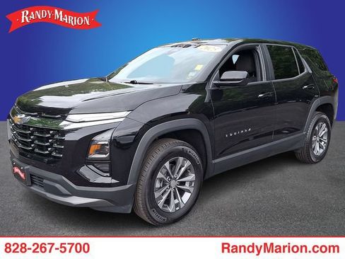 Used 2025 Chevrolet Equinox LT AWD/4WD image 1