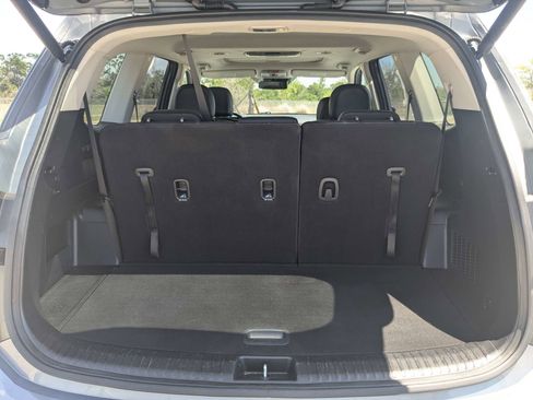Certified 2025 Kia Telluride S FWD image 13