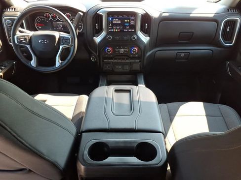 Used 2021 Chevrolet Silverado 1500 LT Trail Boss w/ Convenience Package II AWD/4WD image 16
