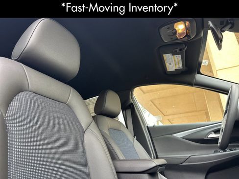 New 2026 Buick Envista Preferred w/ Convenience II Package image 17