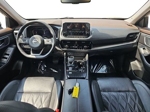 Used 2021 Nissan Rogue Platinum FWD image 13