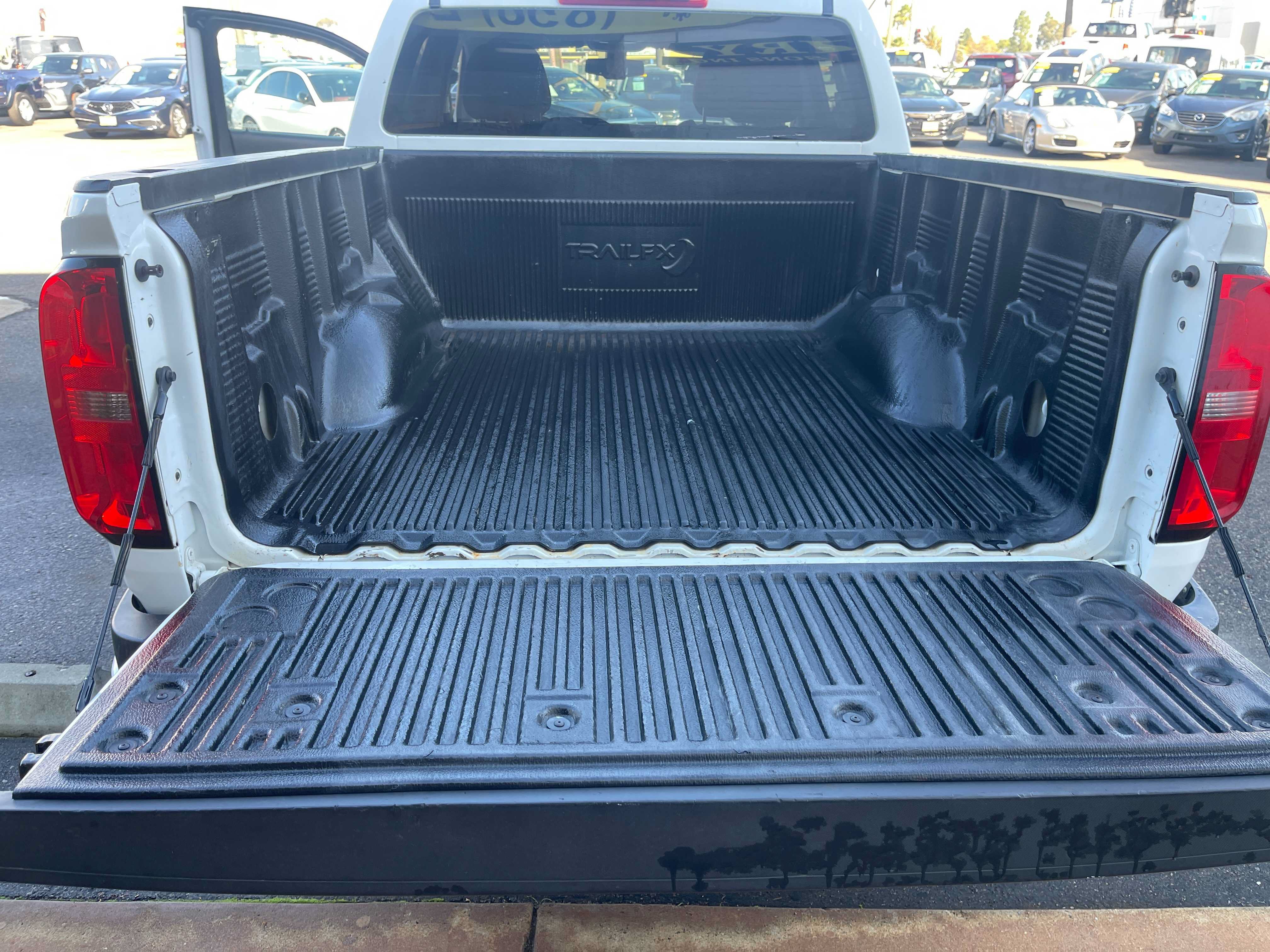 Used 2021 Chevrolet Colorado LT AWD/4WD image 12