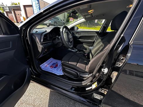 Used 2020 Hyundai Elantra SEL w/ Cargo Package (C1) FWD image 18