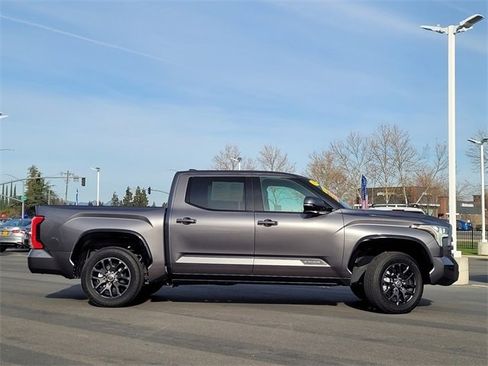 Used 2023 Toyota Tundra Platinum image 5