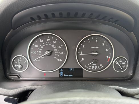 Used 2017 BMW X3 sDrive28i RWD image 11