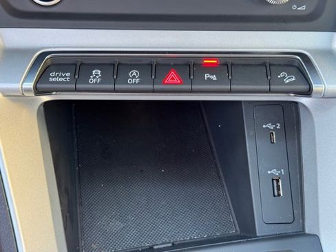 Used 2021 Audi Q3 2.0T Premium w/ Convenience Package image 24