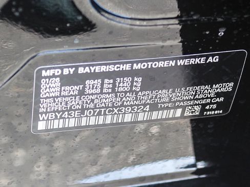 New 2026 BMW i7 eDrive50 w/ Premium Package image 28