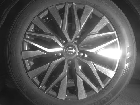 Used 2025 Nissan Altima 2.5 SV image 14