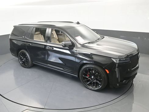 Used 2021 Cadillac Escalade Sport Platinum w/ LPO, ONYX Package image 78