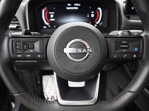 Used 2024 Nissan Rogue Platinum w/ Platinum Premium Package AWD/4WD image 6