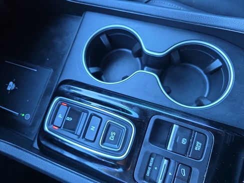 Used 2024 Honda Pilot Touring image 27