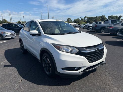 Used 2018 Honda HR-V EX image 1