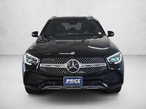 Used 2021 Mercedes-Benz GLC 300 4MATIC image 2