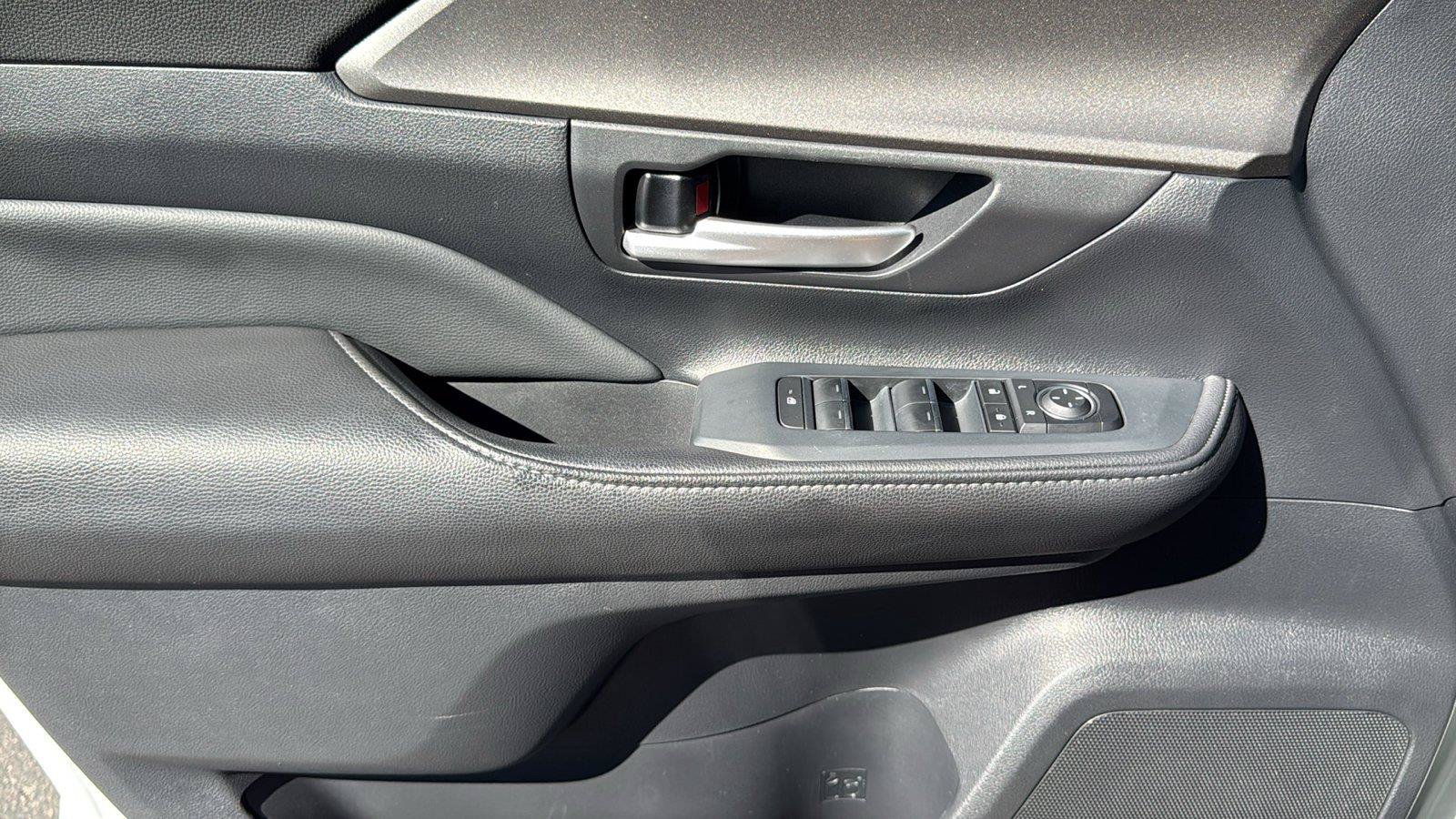 Certified 2026 Toyota Grand Highlander FWD image 13