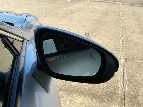 Used 2016 Lexus RC 200t image 15