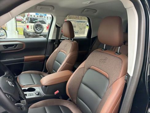 New 2025 Ford Bronco Sport Outer Banks w/ Outer Banks Tech Package+ image 11