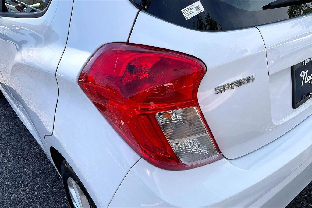 Used 2021 Chevrolet Spark LT FWD image 33