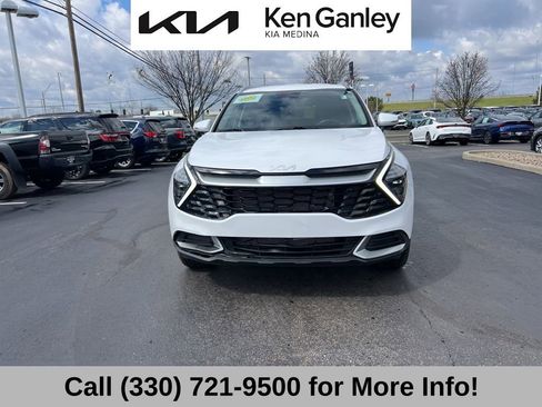 Certified 2024 Kia Sportage EX image 4