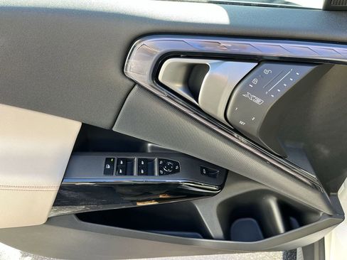 New 2026 BMW X3 xDrive30 w/ Premium Package image 13