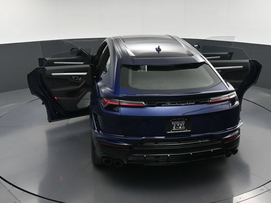 Used 2023 Lamborghini Urus S AWD/4WD image 40