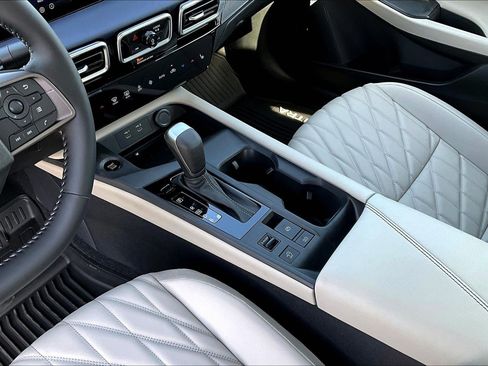 New 2026 Nissan Sentra SL w/ Floor Mat Package FWD image 12