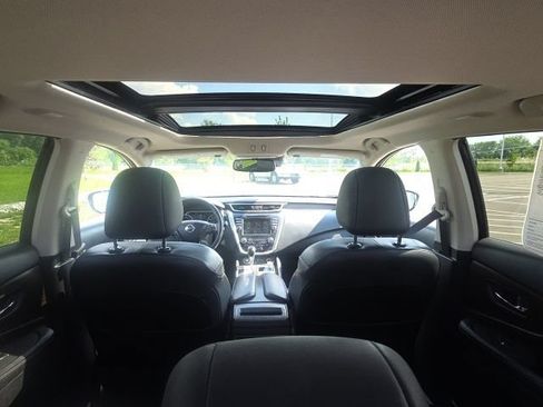 Used 2019 Nissan Murano Platinum FWD image 12
