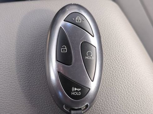 Used 2025 Hyundai Elantra SEL FWD image 29