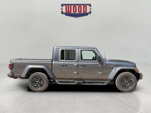 Used 2023 Jeep Gladiator Sport w/ Trailer Tow Package AWD/4WD image 2