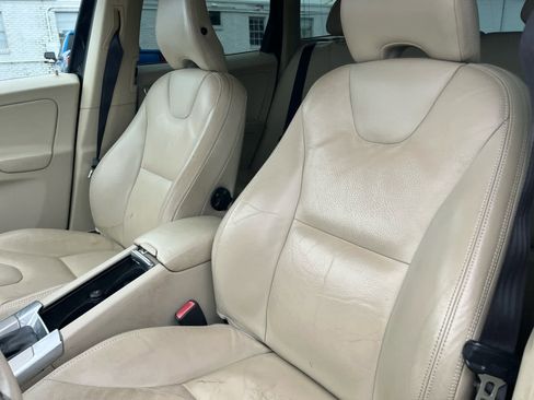 Used 2013 Volvo XC60 3.2 FWD image 10