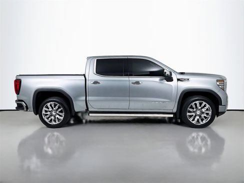 Used 2026 GMC Sierra 1500 Denali w/ Denali Reserve Package image 8
