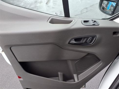 Used 2024 Ford Transit 250 Low Roof w/ Exterior Upgrade Package image 10