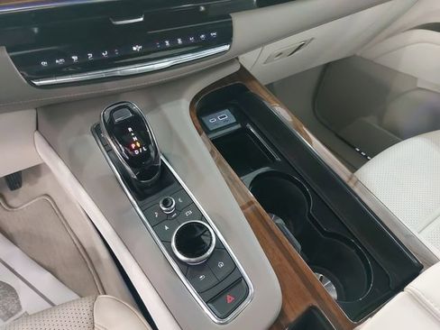 Certified 2024 Cadillac Escalade Sport Platinum image 25