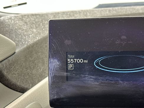 Used 2017 BMW i3 w/ Range Extender image 19