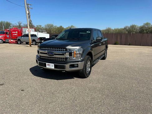 Used 2020 Ford F150 XLT w/ Equipment Group 302A Luxury image 4