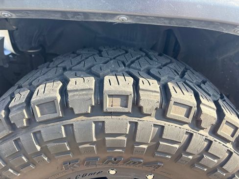 Used 2018 Jeep Wrangler Unlimited Sport S AWD/4WD image 13