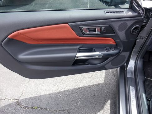 Used 2025 Ford Mustang Premium RWD image 21