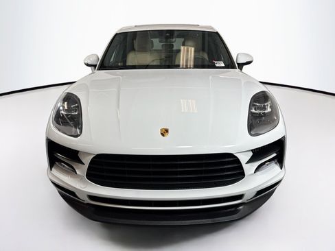 Used 2021 Porsche Macan S image 6