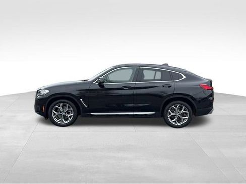 Certified 2024 BMW X4 xDrive30i w/ Premium Package image 2