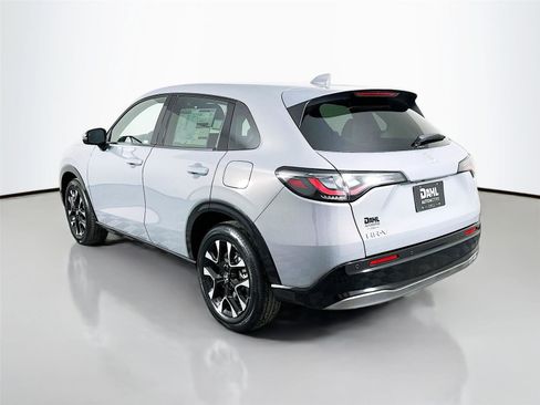 New 2026 Honda HR-V EX-L image 5
