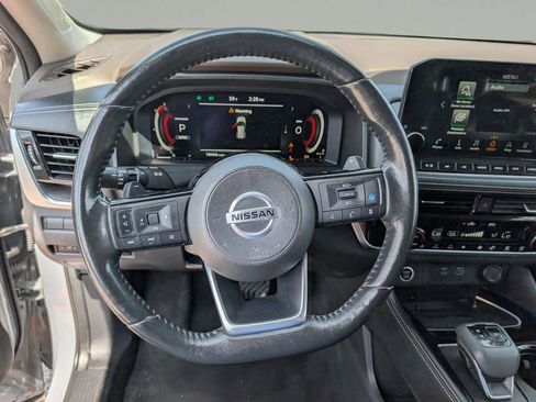 Used 2021 Nissan Rogue Platinum AWD/4WD image 21