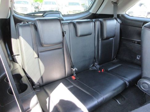 Used 2016 Toyota Highlander XLE AWD/4WD image 24