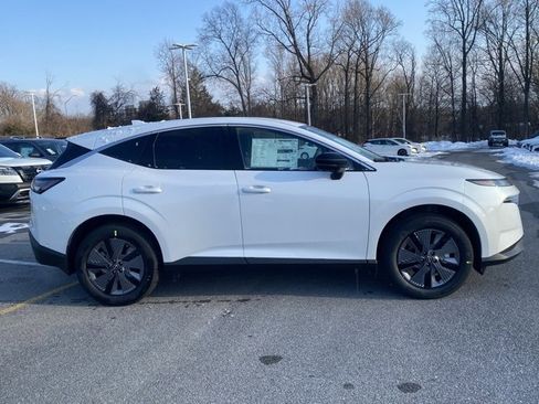 New 2025 Nissan Murano SL image 9